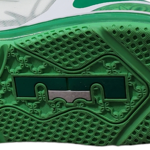 Nike Max Lebron 11 XI Low Size 11 White Green - Picture 12 of 14